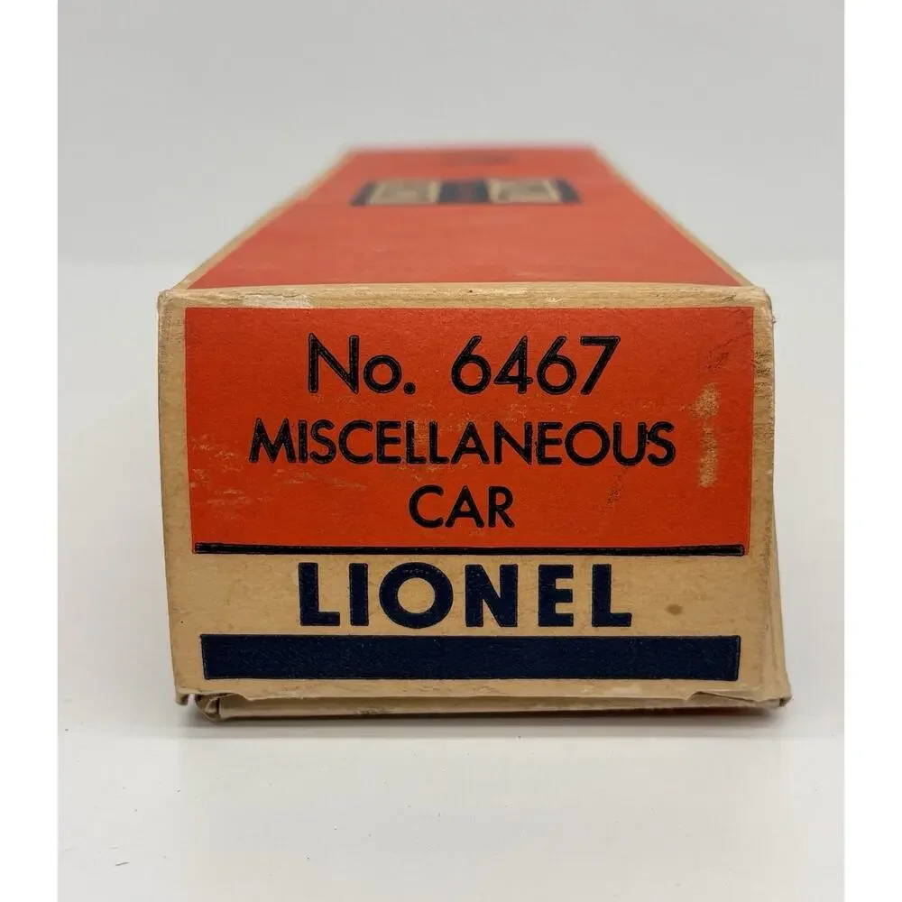 Lionel Postwar Miscellaneous Bulkhead Flat Car 6467 w/ Pipes & Original Box